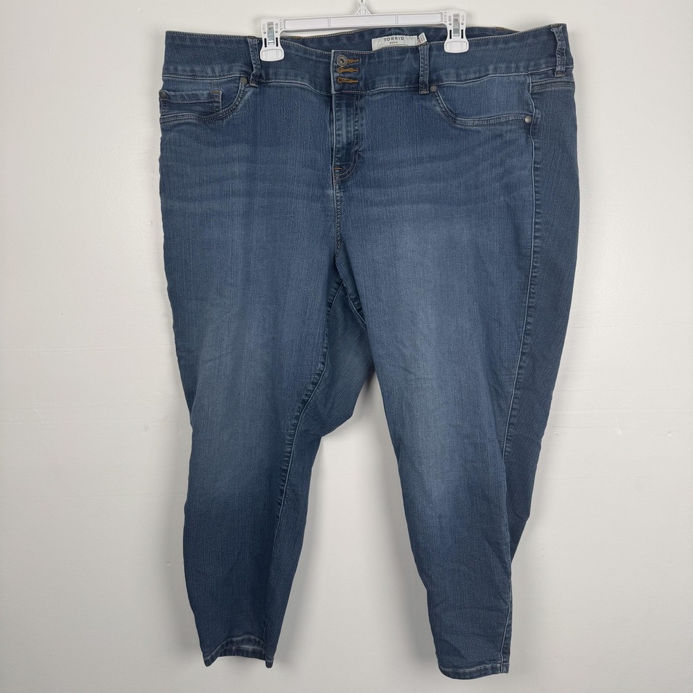 Torrid Jegging Womens 28R (46x25) Blue Denim Stretch Jeans Mid Rise Plus Size